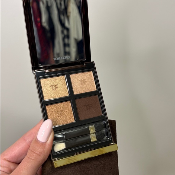 Tom Ford Peach Glamour Eyeshadow Quad - Picture 6 of 7